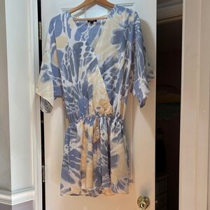 Ina Blue and White Patterned Top